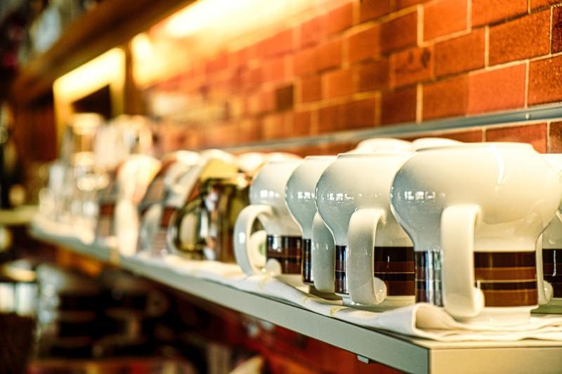 مبيت وإفطار بارشينيس Cafe Rudi Living المظهر الخارجي الصورة